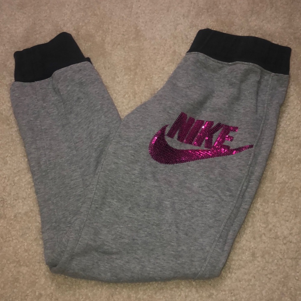 Nike capris sweatpants